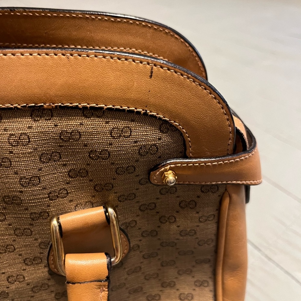 1970s Gucci 2-handle tan purse - Picture 14 of 16